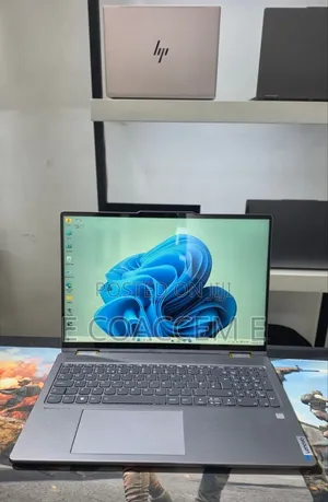 New Laptop Lenovo 16GB AMD Ryzen 7 SSD 512GB