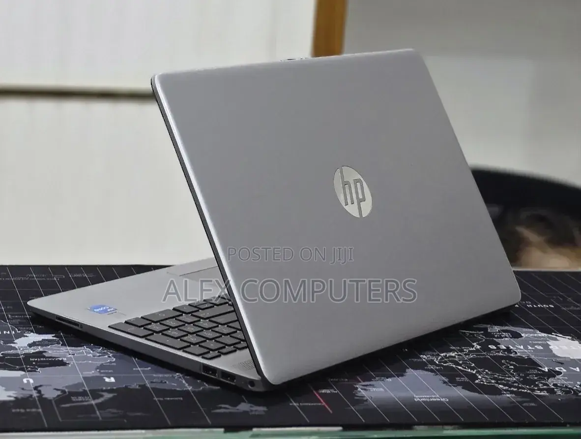 New Laptop HP Stream Notebook 8GB Intel Core i5 SSD 512GB