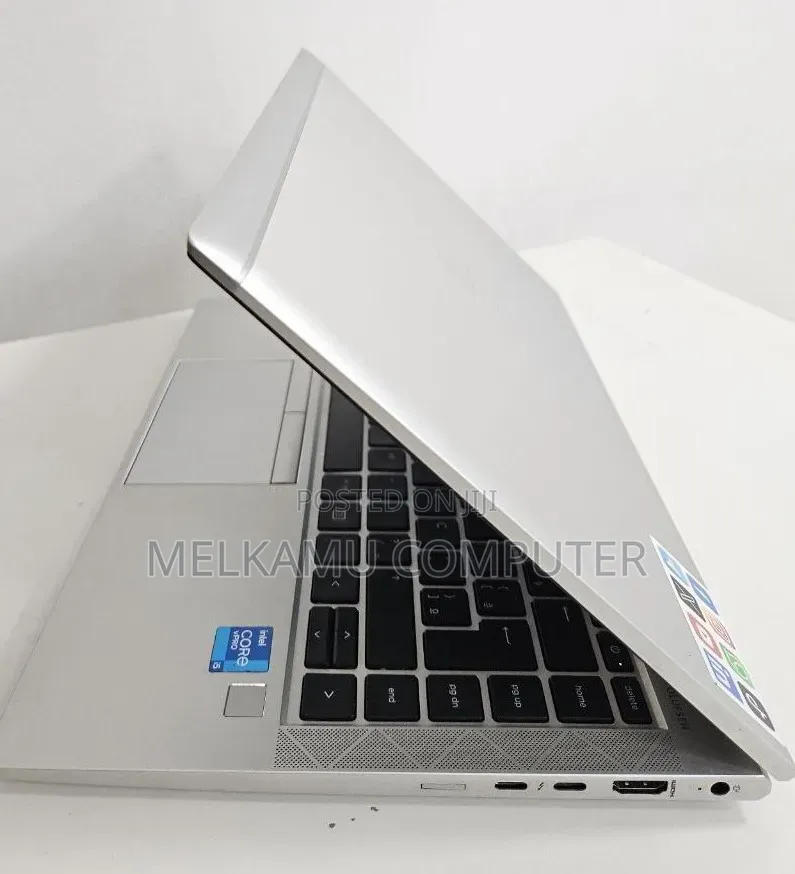 New Laptop HP EliteBook 840 G8 16GB Intel Core i7 SSD 512GB