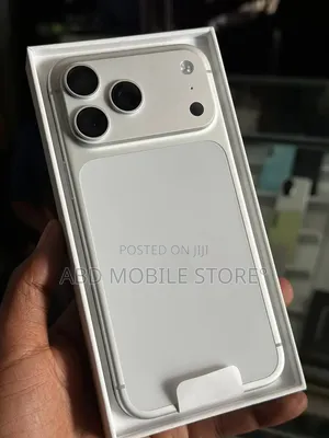 New Apple iPhone 17 Pro Max 256 GB Silver