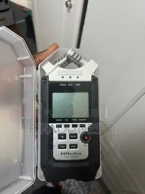 Zoom H4n Pro Handy Recorder