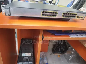 Cisco Catalyst 3750 Series PoE-24 Network Switch