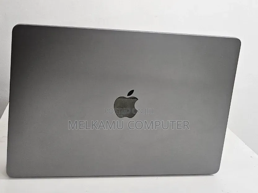 New Laptop Apple MacBook Air 2024 M3 8GB Apple M3 SSD 512GB