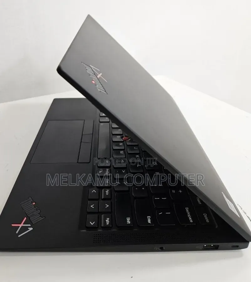 New Laptop Lenovo ThinkPad P14s 16GB Intel Core i7 SSD 512GB