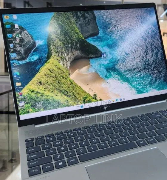 New Laptop HP Pavilion 15 16GB Intel Core i7 SSD 1T