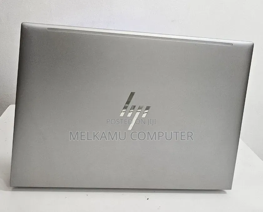 New Laptop HP ZBook Firefly 14 G10 16GB Intel Core i7 SSD 512GB