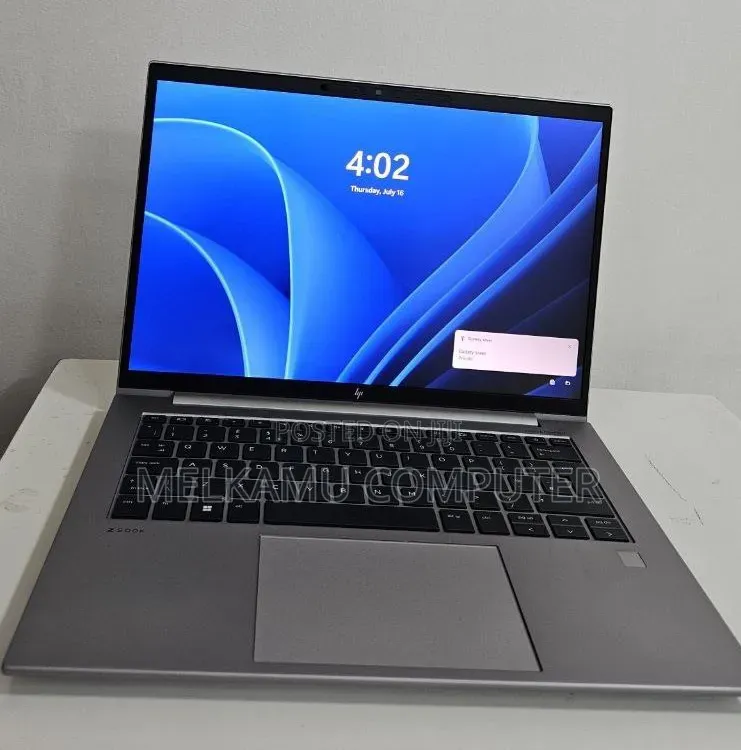 New Laptop HP ZBook Firefly 14 G10 16GB Intel Core i7 SSD 512GB