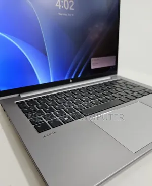 New Laptop HP ZBook Firefly 14 G10 16GB Intel Core i7 SSD 512GB