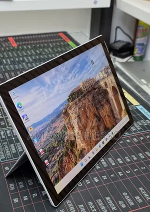 New Laptop Microsoft Surface Pro 7 16GB Intel Core i7 SSD 512GB