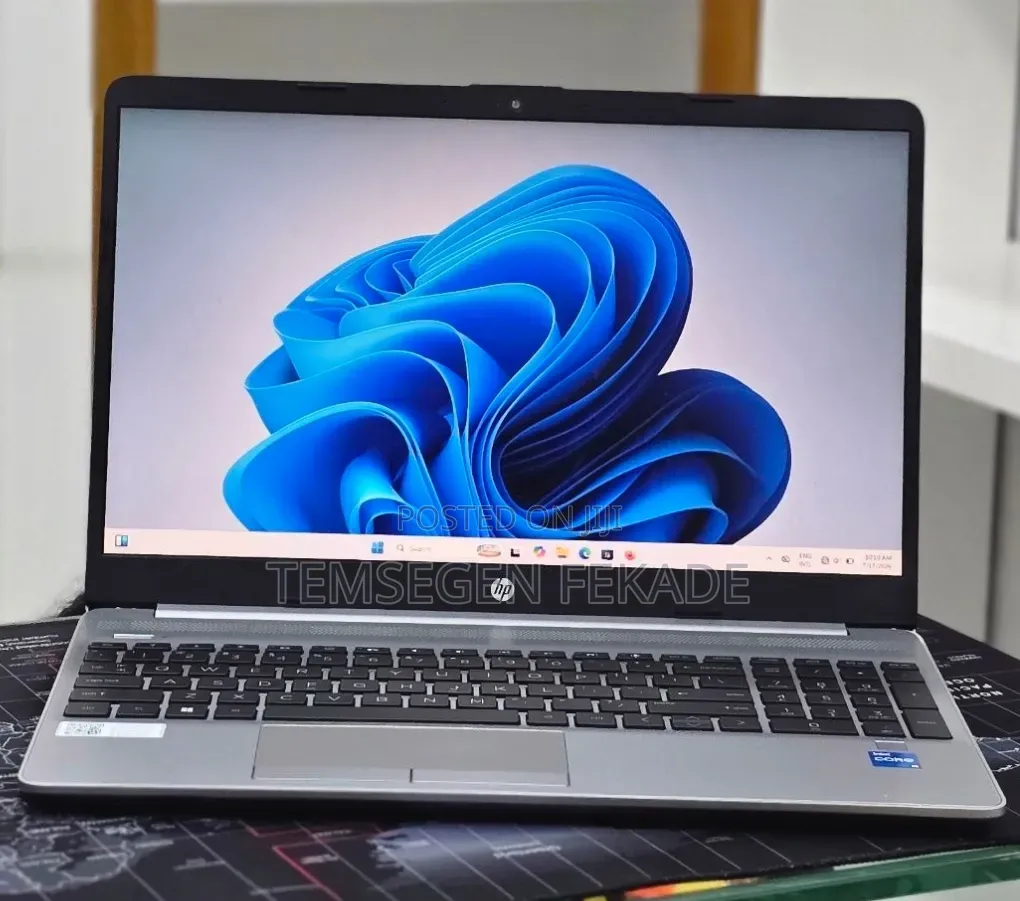 New Laptop HP Stream Notebook 8GB Intel Core i5 SSD 512GB