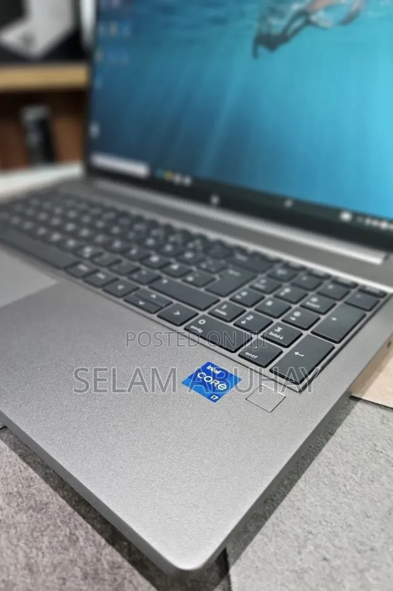 New Laptop HP ZBook Studio 16GB Intel Core i7 SSD 1T