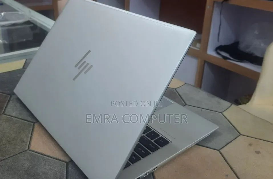 New Laptop HP EliteBook 840 G11 16GB Intel Core Ultra 7 SSD 512GB