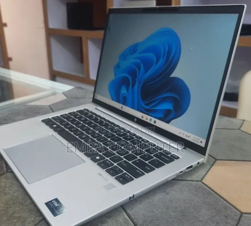 New Laptop HP EliteBook 840 G11 16GB Intel Core Ultra 7 SSD 512GB