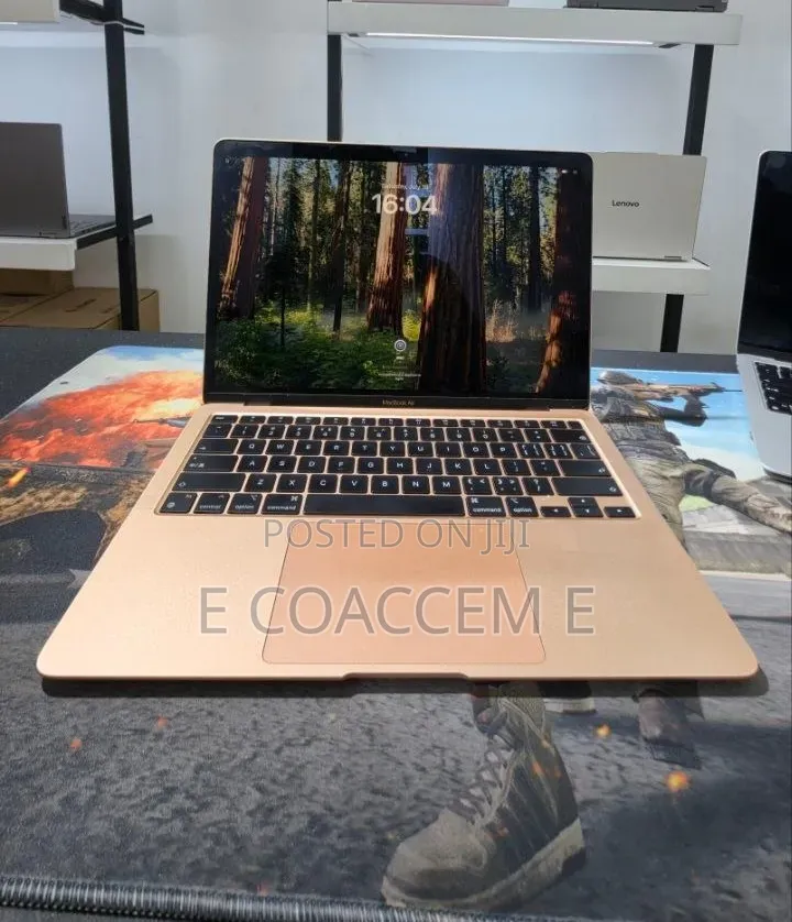 New Laptop Apple MacBook 8GB Apple M1 SSD 256GB