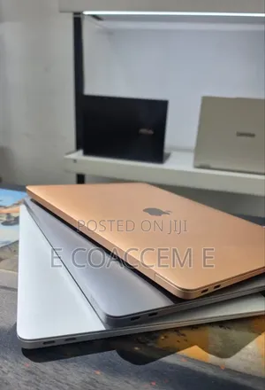New Laptop Apple MacBook 8GB Apple M1 SSD 256GB