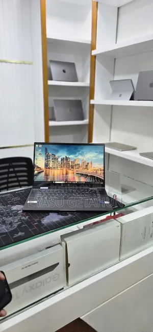 New Laptop HP Envy x360 16GB Intel Core i7 SSD 512GB