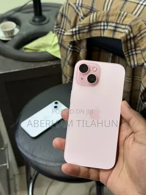 Apple iPhone 15 128 GB Pink
