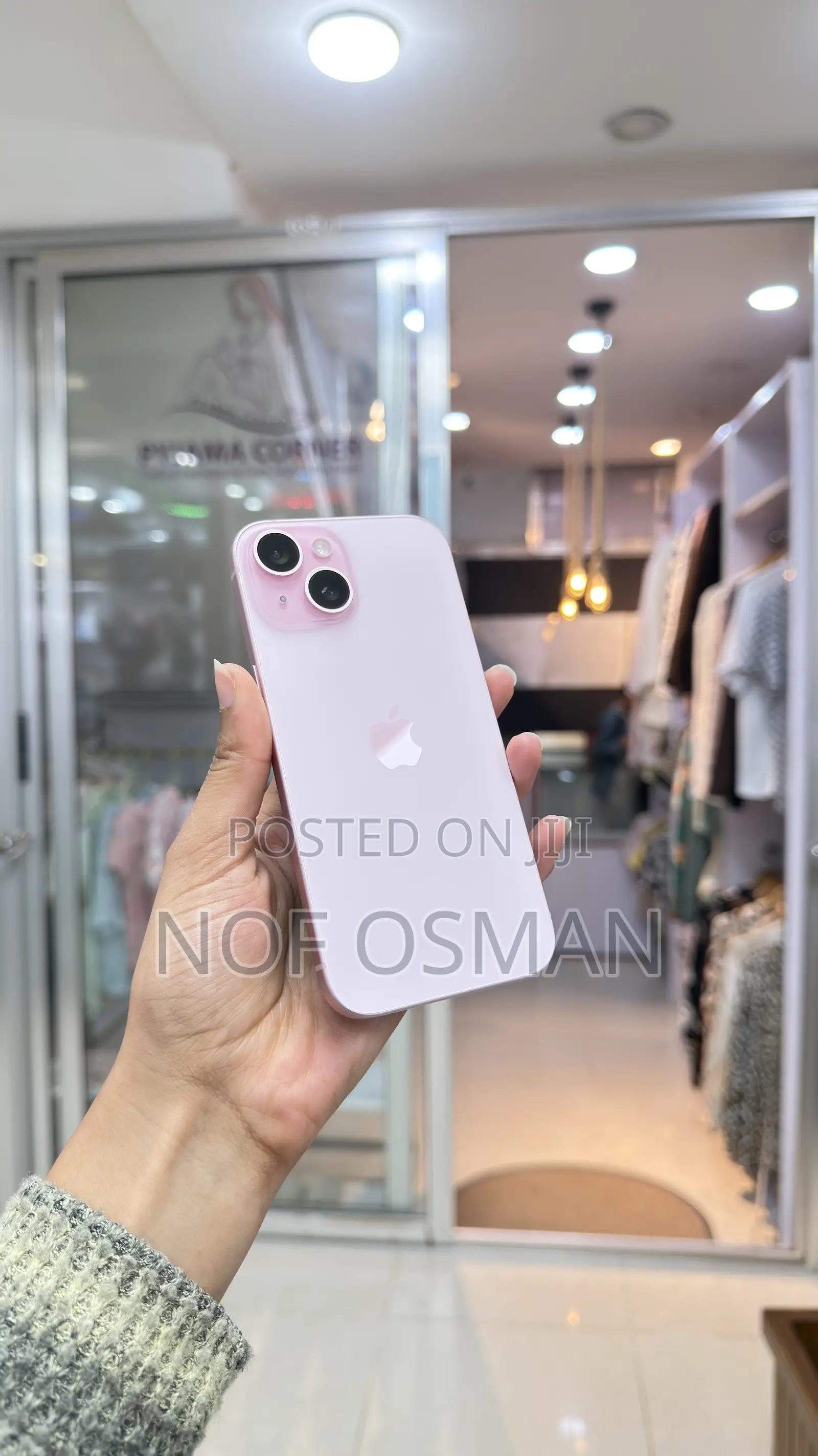 Apple iPhone 15 128 GB Pink