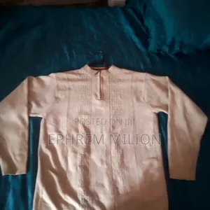 Men's Sweater (ቦንዳ ሹራብ)