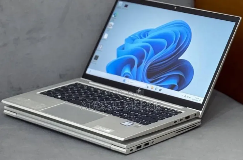 New Laptop HP EliteBook 830 G8 16GB Intel Core i7 SSD 512GB
