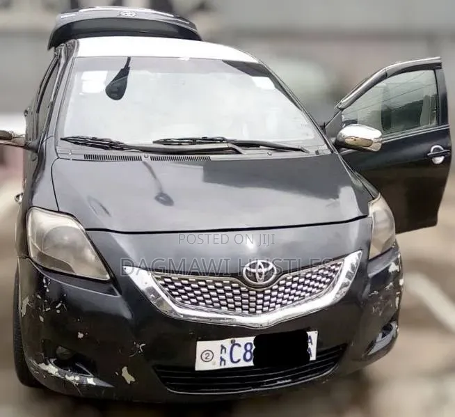 Toyota Yaris 2008 Black