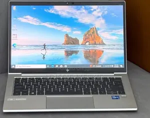 New Laptop HP EliteBook 830 G8 8GB Intel Core i5 SSD 512GB