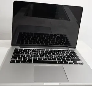 New Laptop Apple MacBook Pro 2015 8GB Intel Core i7 SSD 256GB