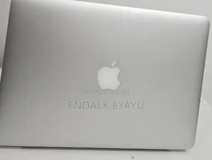 New Laptop Apple MacBook Pro 2015 8GB Intel Core i7 SSD 256GB