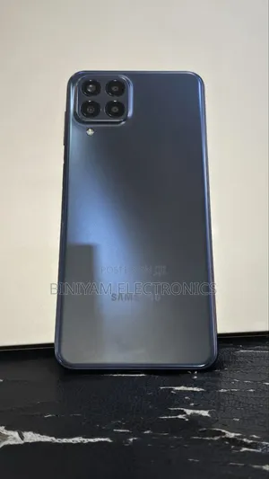 New Samsung Galaxy M33 5G 128 GB Blue