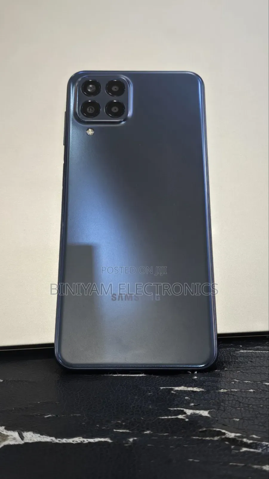 New Samsung Galaxy M33 5G 128 GB Blue
