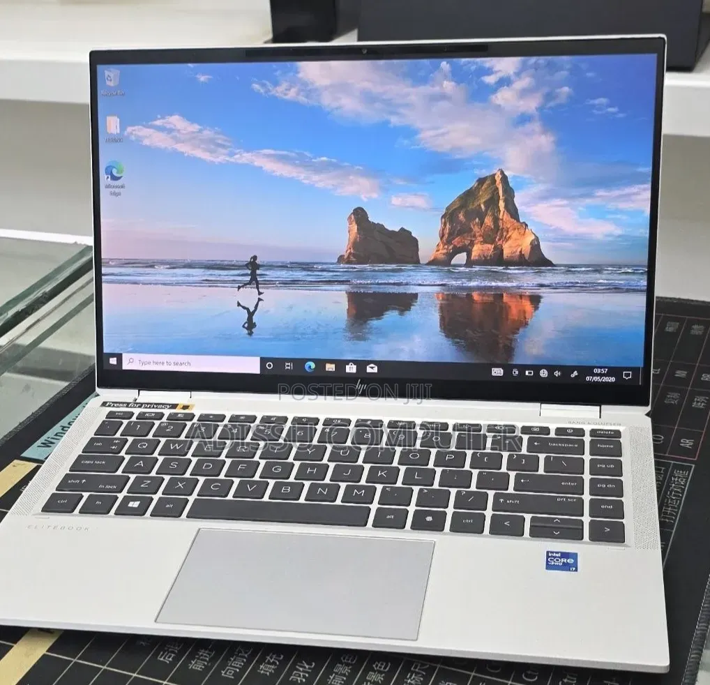 New Laptop HP EliteBook 1040 G8 32GB Intel Core i7 SSD 512GB
