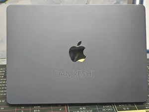 New Laptop Apple MacBook Air 2022 M2 8GB Apple M2 SSD 512GB