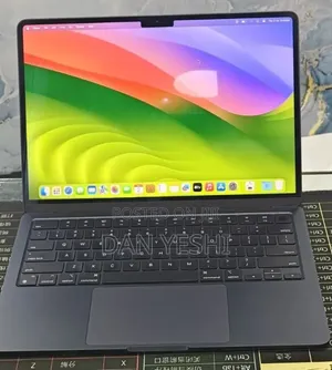 New Laptop Apple MacBook Air 2022 M2 8GB Apple M2 SSD 512GB