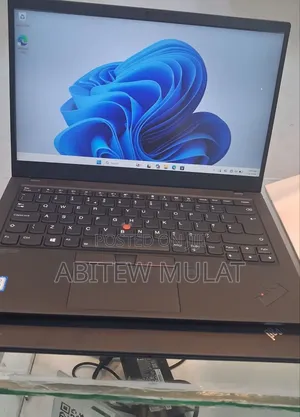 New Laptop Lenovo ThinkPad X1 Carbon 16GB Intel Core i5 SSD 512GB