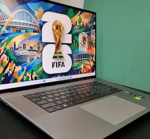 New Laptop HP ZBook Studio 16GB Intel Core i9 SSD 512GB