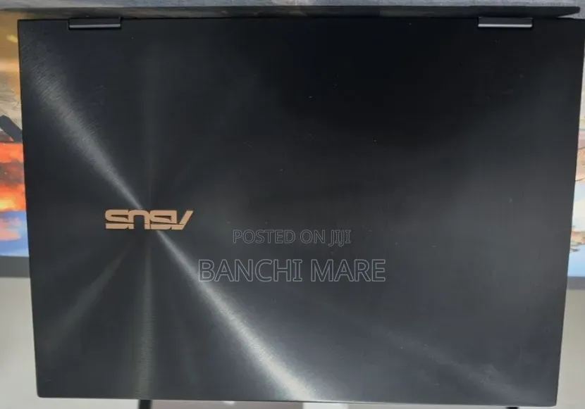 New Laptop Asus Zenbook 14 16GB Intel Core i7 SSD 512GB