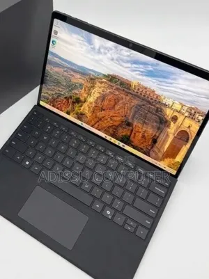 New Laptop Apple 16GB AMD A10 SSD 512GB