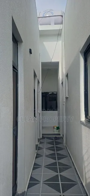2bdrm House in Clean Properties, Bole for rent