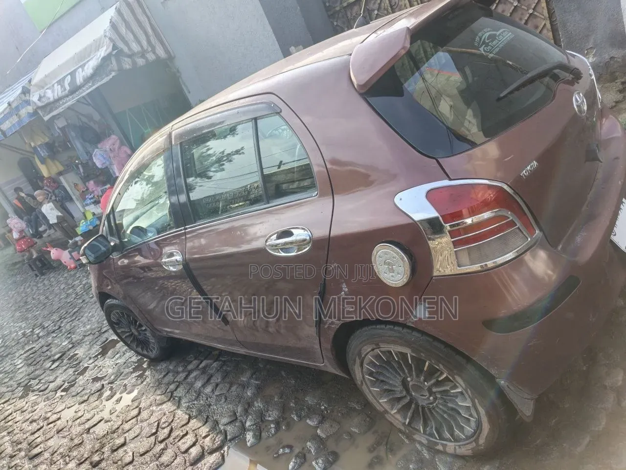 Toyota Yaris 2010 Burgundy