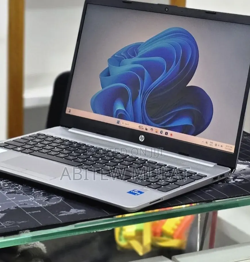 New Laptop HP Stream Notebook 8GB Intel Core i5 SSD 512GB