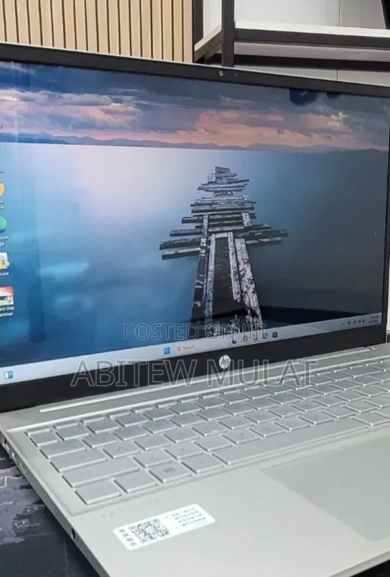 New Laptop HP Pavilion 15 16GB Intel Core i5 SSD 512GB