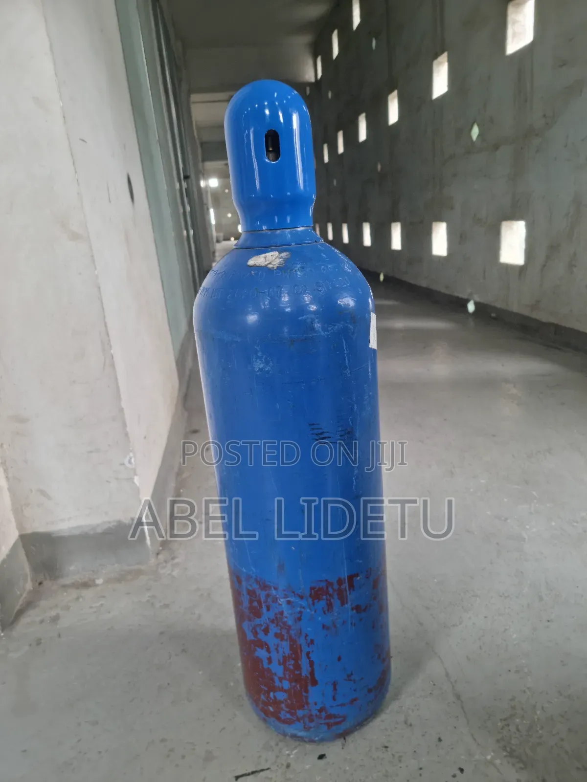 Quality Oxygen Cylinder and Compatible Pressure Regulatorimmediate Use