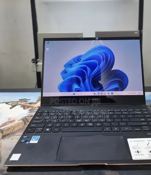 New Laptop Asus Zenbook 14 16GB Intel Core i7 SSD 512GB