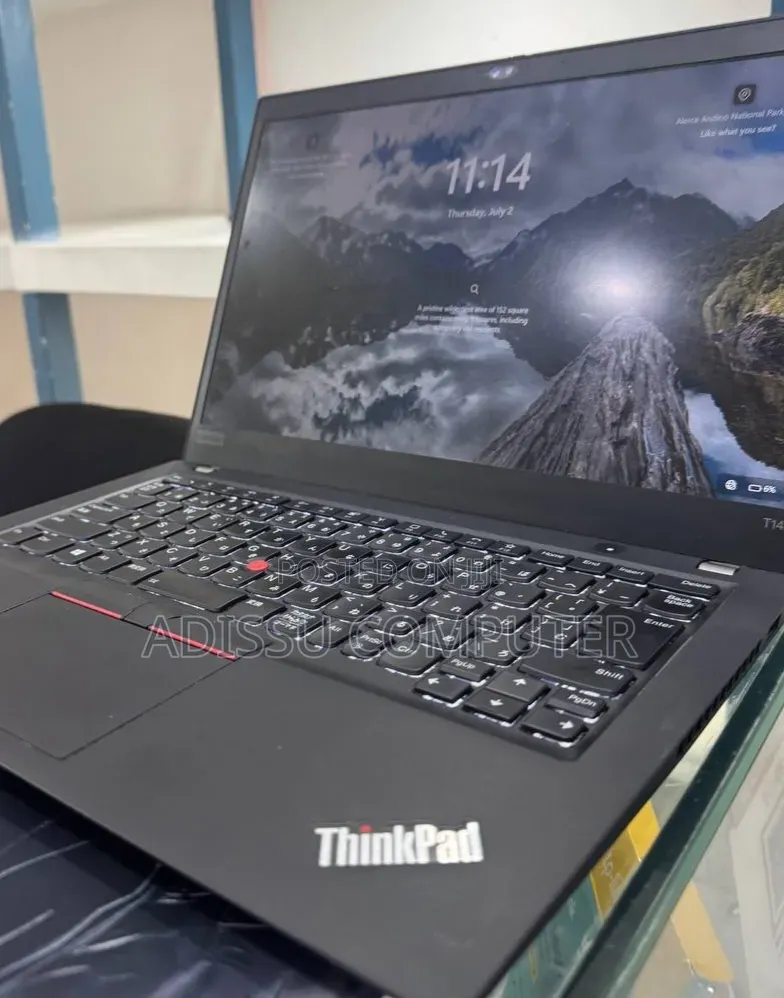 New Laptop Lenovo 16GB AMD Ryzen 5 SSD 512GB