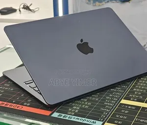 New Laptop Apple MacBook Air 2022 M2 8GB Intel Core M SSD 512GB