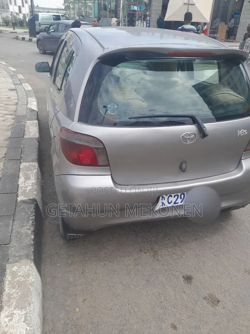 Toyota Vitz 2001