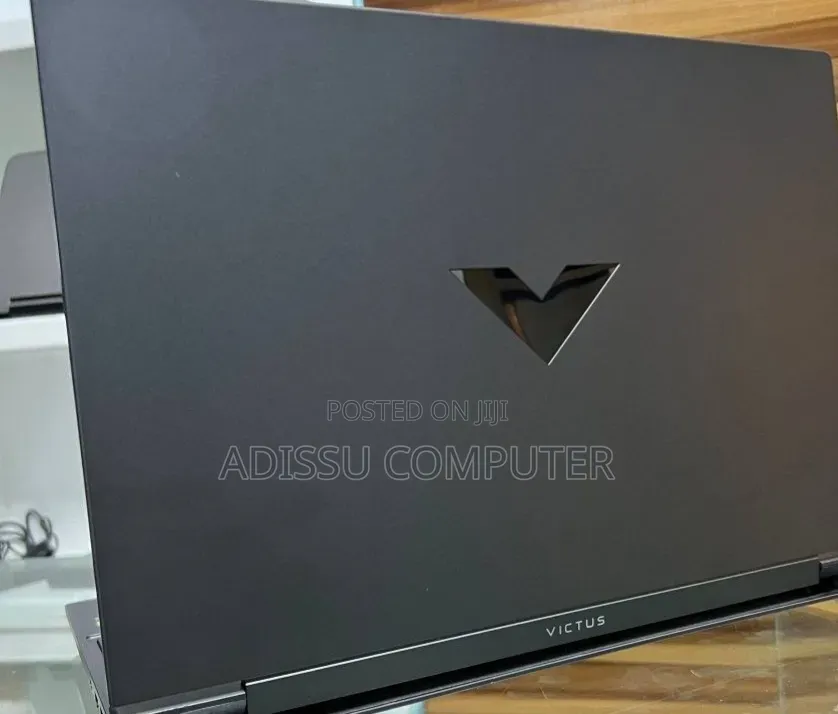 New Laptop 16GB Intel Core i5 SSD 512GB