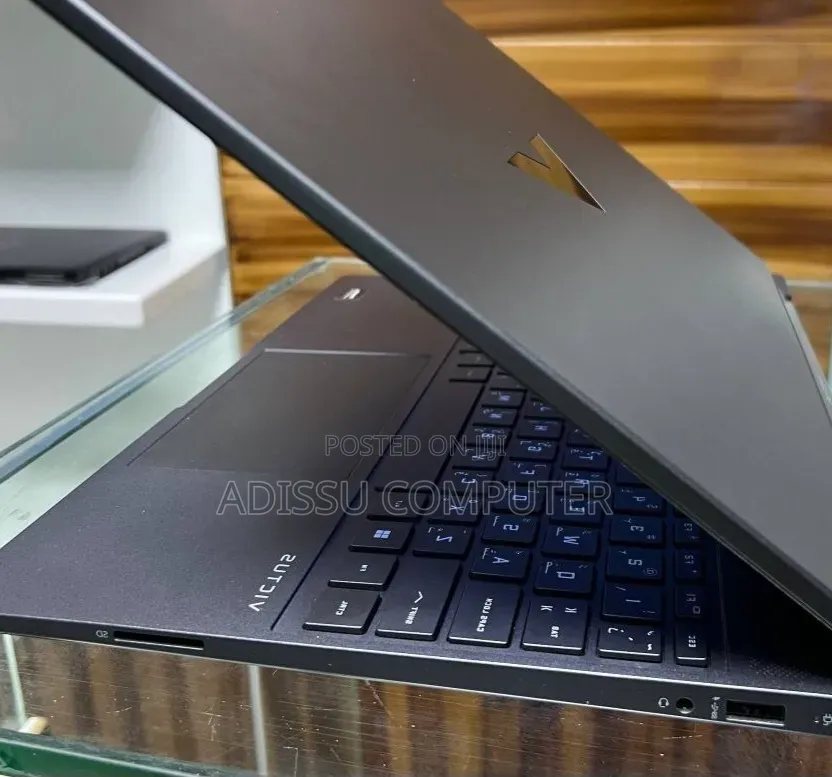 New Laptop 16GB Intel Core i5 SSD 512GB
