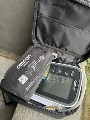 Omron M7 Intelli It Blood Pressure Moniter