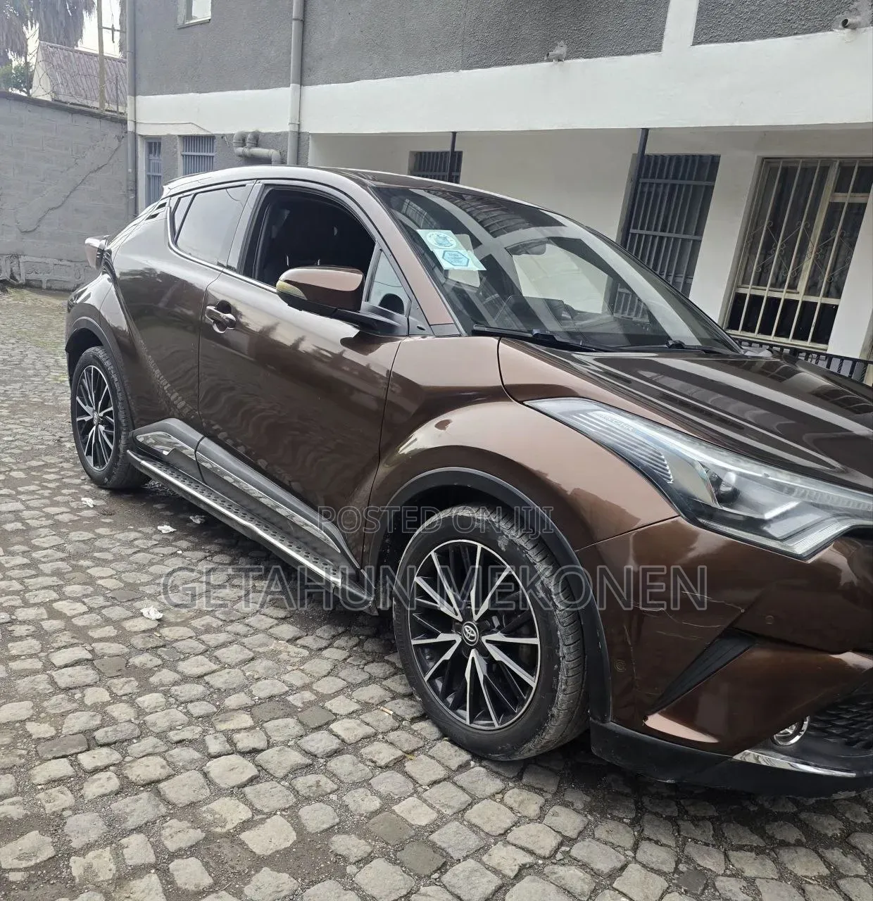 Toyota C-HR 2017 Burgundy